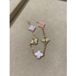Four-leaf clover bracelet gold pink