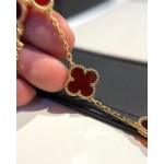 Four-leaf clover red bracelet rose gold