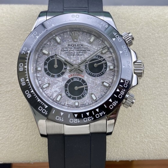 Rolex Daytona series, meteorite dial, black bezel, silver case, 40mm, black rubber strap.