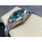 Log Series men's watch, green dial, silver bezel, 41mm, silver five-link bracelet.