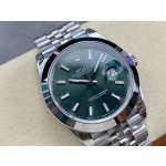 Log Series men's watch, green dial, silver bezel, 41mm, silver five-link bracelet.