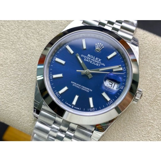 Datejust series men's watch, blue dial, silver bezel, 41mm, silver five-link bracelet.
