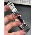 Navigator series men's watch, green dial, silver bezel, 42mm, silver five-link bracelet.