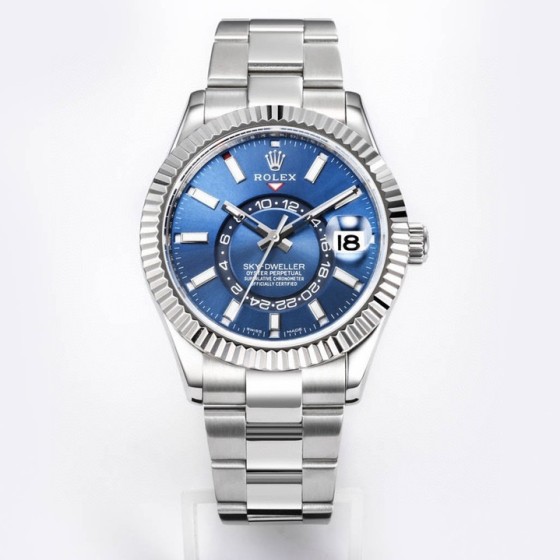 Navigator series men's watch, blue dial, silver bezel, 42mm, silver Oyster bracelet.