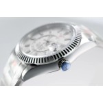 Navigator series men's watch, white dial, silver bezel, 42mm, silver Oyster bracelet