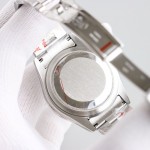 Navigator series men's watch, Roman numerals, white dial, silver bezel, 42mm, silver Oyster bracelet.
