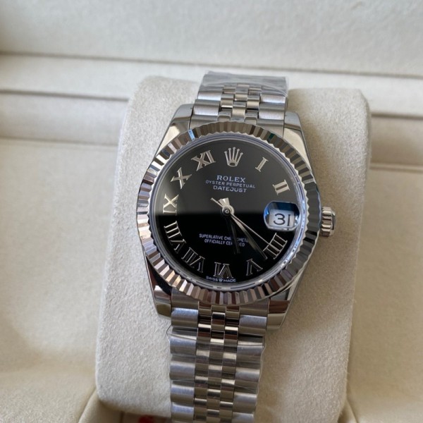 Datejust series, black dial, 31mm, silver strap