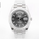 Sunday date display series men's watch, slate gray dial, silver bezel, 40mm, silver President-style bracelet.