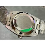 星期日历型系列男表橄榄绿色表盘 银色外圈 40mm 银色元首型表带