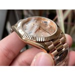 Sunday calendar series men's watch, rose gold dial, rose gold bezel, 40mm, rose gold President-style bracelet.