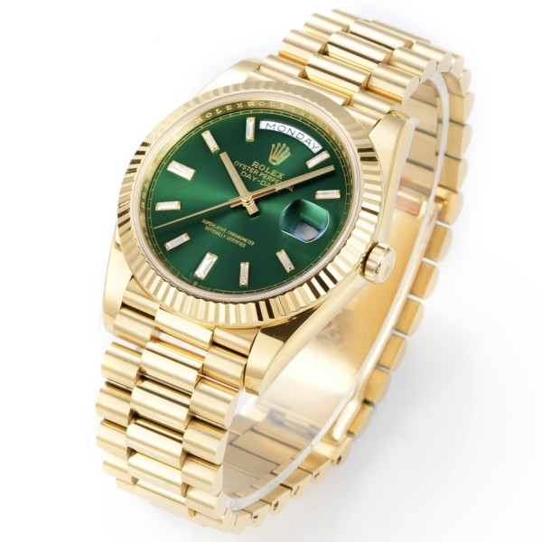 Sunday date display series men's watch, green dial, gold bezel, 40mm, gold President-style bracelet.