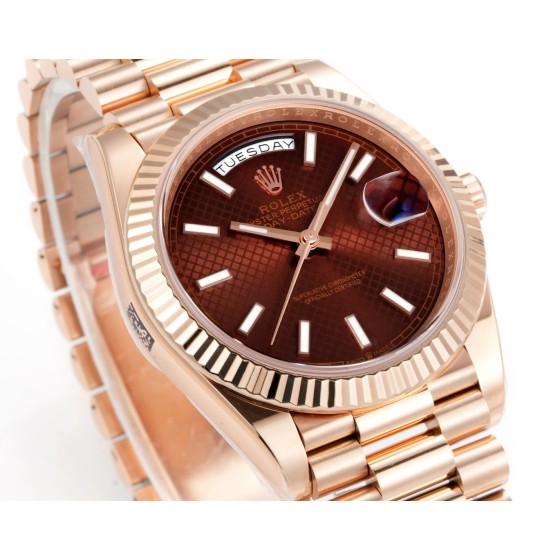 Sunday date display series men's watch, chocolate dial, rose gold bezel, 40mm, rose gold President-style bracelet.