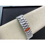 Sunday calendar series men's watch, silver dial, diamond-set bezel, 40mm, silver President-style bracelet.