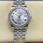 Datejust series, silver dial with diamonds, 31mm, silver bracelet.