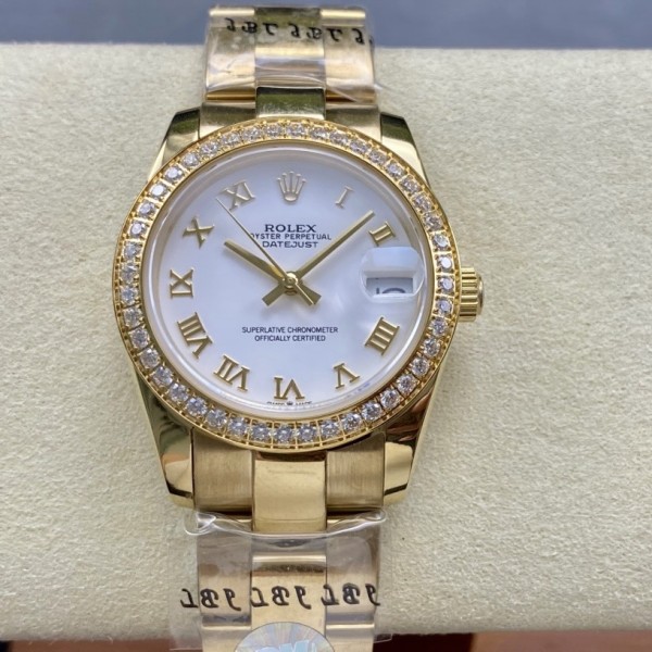 Datejust series women's watch, white dial, diamond-set bezel, 31mm, gold Oyster bracelet.