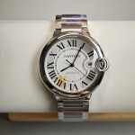 Cartier Ballon Bleu series, 42mm men's watch, silver dial and silver strap, mechanical.