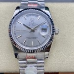 星期日历型系列女表银色表盘 银色外圈 36mm 银色元首型表带