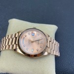 Sunday calendar series women's watch, rose gold dial, rose gold bezel, 36mm, rose gold President-style bracelet.