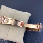 Sunday calendar series women's watch, rose gold dial, rose gold bezel, 36mm, rose gold President-style bracelet.