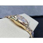 Datejust series, 31mm mother-of-pearl dial, gold strap