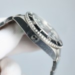 Rolex Sea-Dweller series, black dial, 43mm, silver Oyster bracelet.