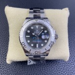 Yacht-Master series, black dial, silver bezel, 40mm, silver Oyster bracelet.