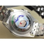 Greenwich series, blue dial, blue bezel, 40 mm, silver five-link bracelet.