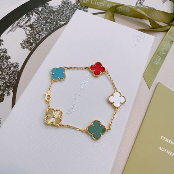 Four-leaf clover and rainbow-colored multi-flower bracelet