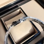 Patek Philippe sports watch: 40mm dial, 8.8mm thickness.