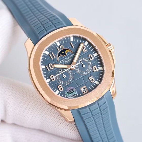 Patek Philippe Aquanaut Collection – 39.9mm Dial