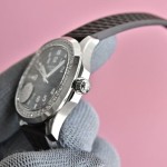 百达翡丽AQUANAUT系列机械女手雷 35.6mm