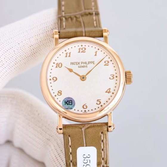 Patek Philippe Ladies' Calatrava – Dial: 34.6mm, Thickness: 9.5mm
