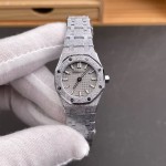 Audemars Piguet Royal Oak 67630 Frosted Gold, White Dial, 23mm, Quartz Movement