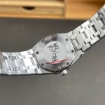 Audemars Piguet Royal Oak 67630 Frosted Gold, White Dial, 23mm, Quartz Movement