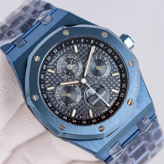 Audemars Piguet Royal Oak Series Men's Watch 26574ST (41mm)